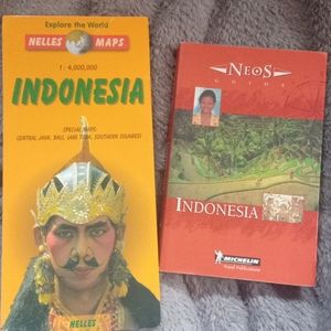Indonesia Travel Book & Map Bundle